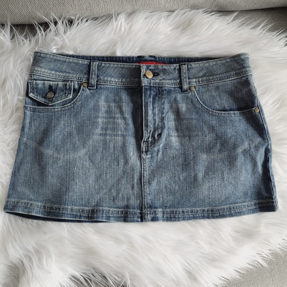 Y2K Fire Jeans Skirt with Embroidery Wing Pocket Low Rise Ladies 11 - Picture 2 of 10